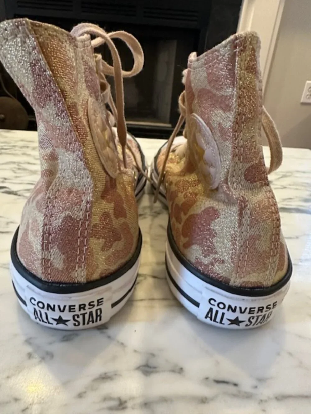 Converse Rose Gold Chuck Taylor Womens High Tops EUC Size 6